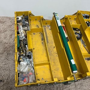 Caja de Herramientas Metálica MACC Desmontable Verde y Amarilla - imagen 6