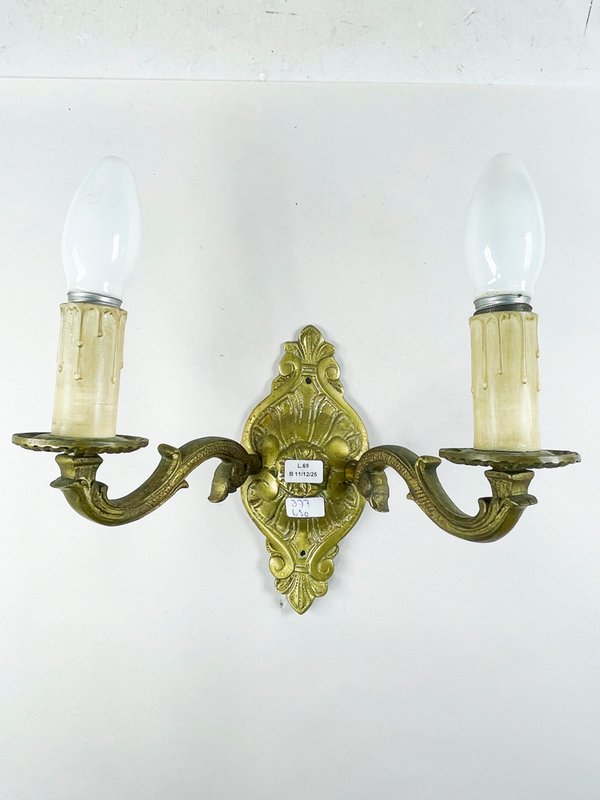 Aplique en bronce con dos luces de diseño ornado - imagen 2