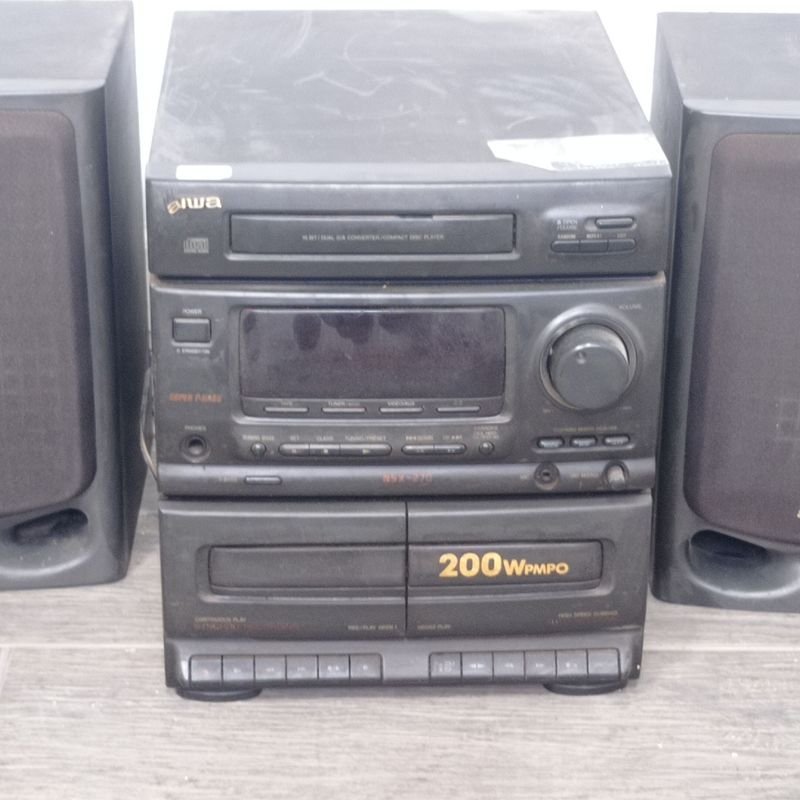 Equipo de música AIWA y cajas para parlantes vacías - imagen 2