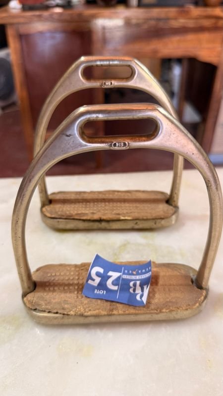 Item 877980 - Image 1