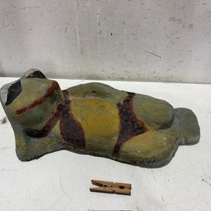 Lote siguiente: Sapo Decorativo de Material Rígido