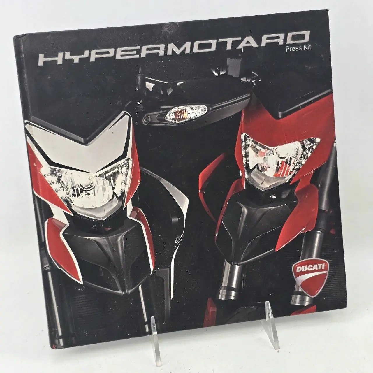 Ducati Hypermotard Press Kit - Material Informativo de Colección