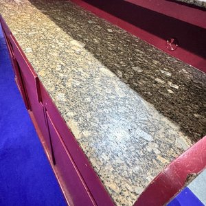 Mostrador de Servicio para Restaurante con Doble Tapa de Mármol y Estructura de Madera - imagen 3