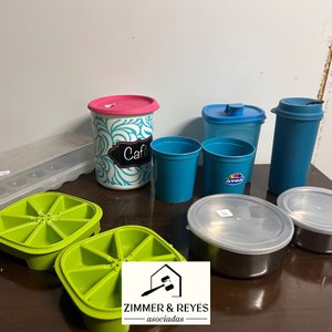Lote de Recipientes Plásticos y Metálicos Varios - imagen 2