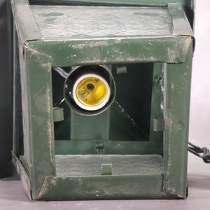 Farol de Chapa Verde con Cadena y Florón, Vidrios Fantasía - imagen 5