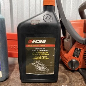 Motosierra Husqvarna 236 con Lubricantes y Herramienta de Ajuste - imagen 5