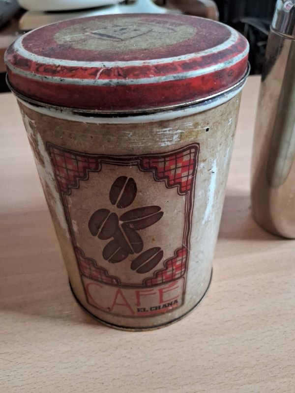 Lote de coctelera y lata de café vintage - imagen 3