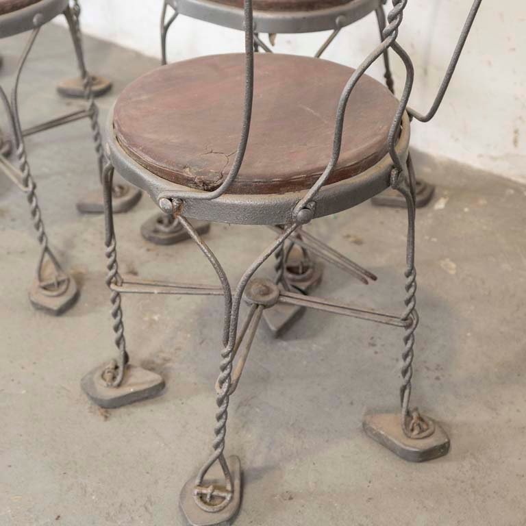 Item 2102042 - Image 2