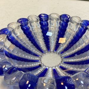 Lote de 16 Piezas: Cenicero Vidrio Azul, Posavasos Egipcios, Elefante Adorno y Pinchos Copetín - imagen 5