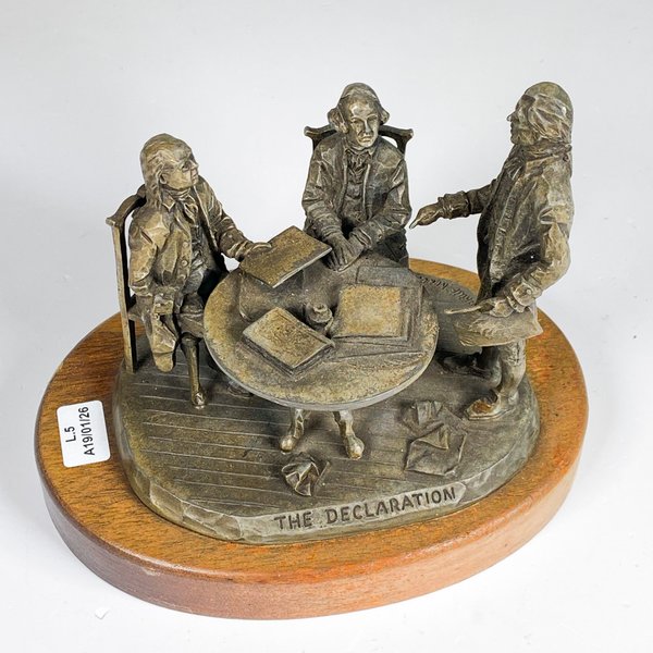 Bronce firmado, La Declaración, medidas 14 x 19 cm. - imagen 2