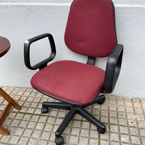Mesa Plegable Circular de Madera y Silla de Escritorio Tapizada - imagen 3