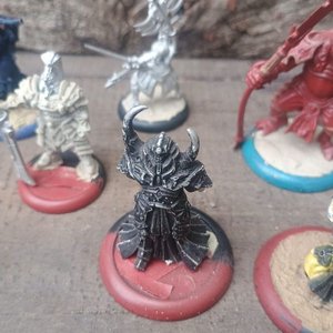 Lote siguiente: Miniaturas de Wargames: Criaturas Fantásticas para Juegos de Estrategia