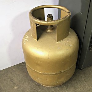 Estufa a Gas DeLonghi Gris Oscura con Garrafa y Válvula - imagen 3