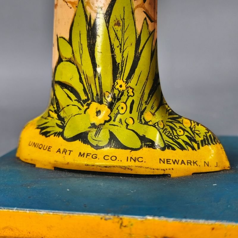 Juguetes antiguos de metal y madera, con detalles de palmeras y aves - imagen 6