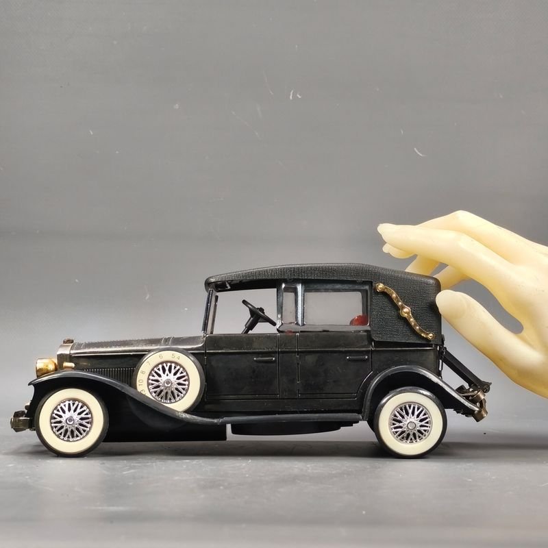 Modelo de coche de 1928 Lincoln con radio AM en escala 1/18 - imagen 2