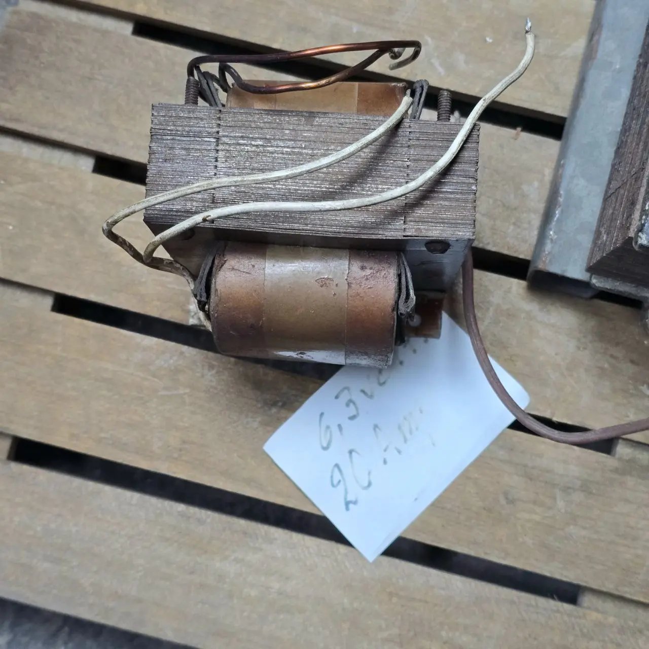 Item lote-50-transformadores-x2 - Image 1