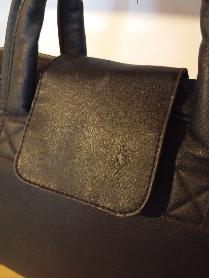 Bolso Johonnie Walker en impecable estado, sin uso. - imagen 6
