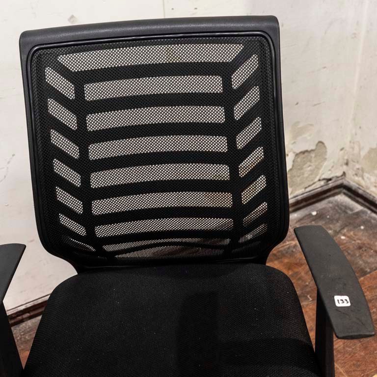 Item 2104443 - Image 1