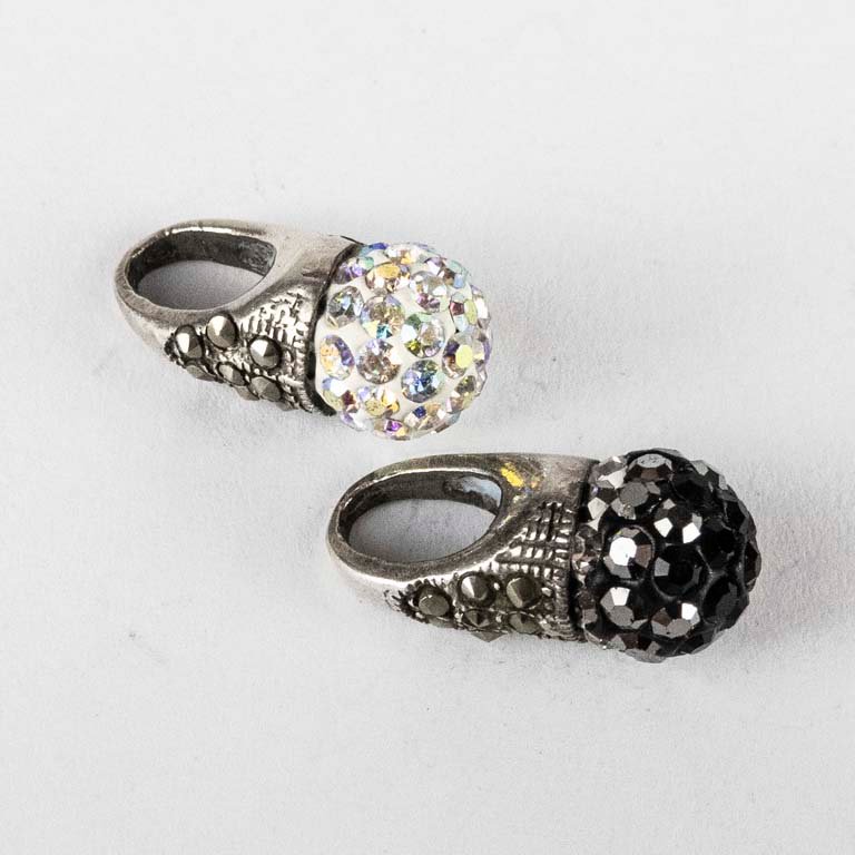 Anillos de plata con diseño y piedras - imagen 2