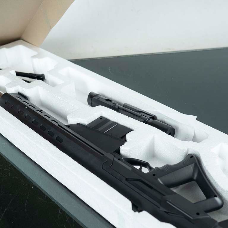 Pistola moderna con estuche para mayores de 14 años - imagen 2