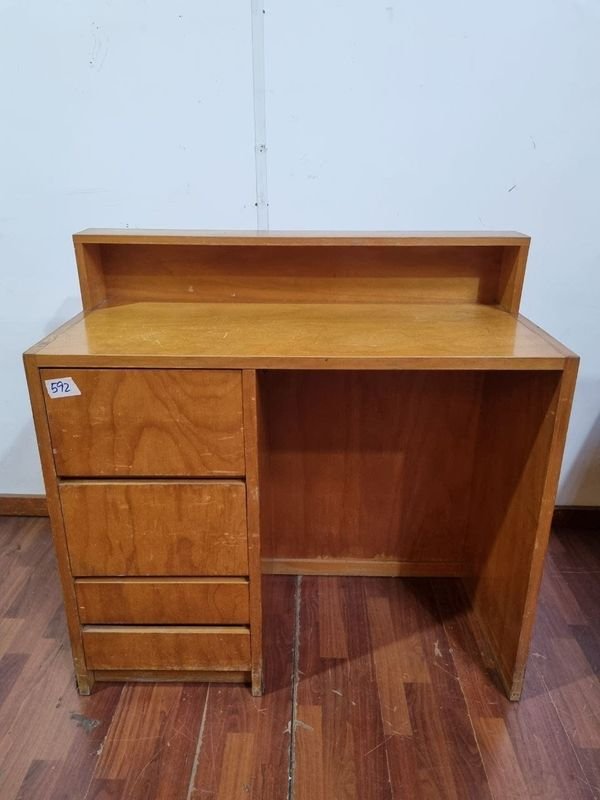 Escritorio de Madera con Bandeja Superior y Cajonera Integrada