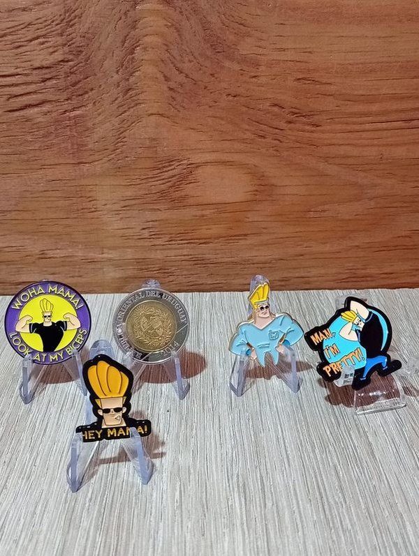 Lote de 4 Broches Metálicos Esmaltados Johnny Bravo Cartoon Network