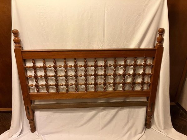 Respaldo de Cama Antiguo de Madera Torneada Estilo Bobbin Wood - imagen 1