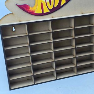 Repisa Exhibidora para 30 Hot Wheels con Logo - imagen 2