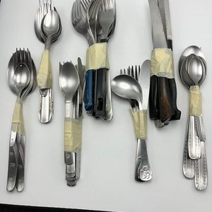 Lote anterior: Lote de Cubiertos Metálicos con Mangos de Plástico y Madera