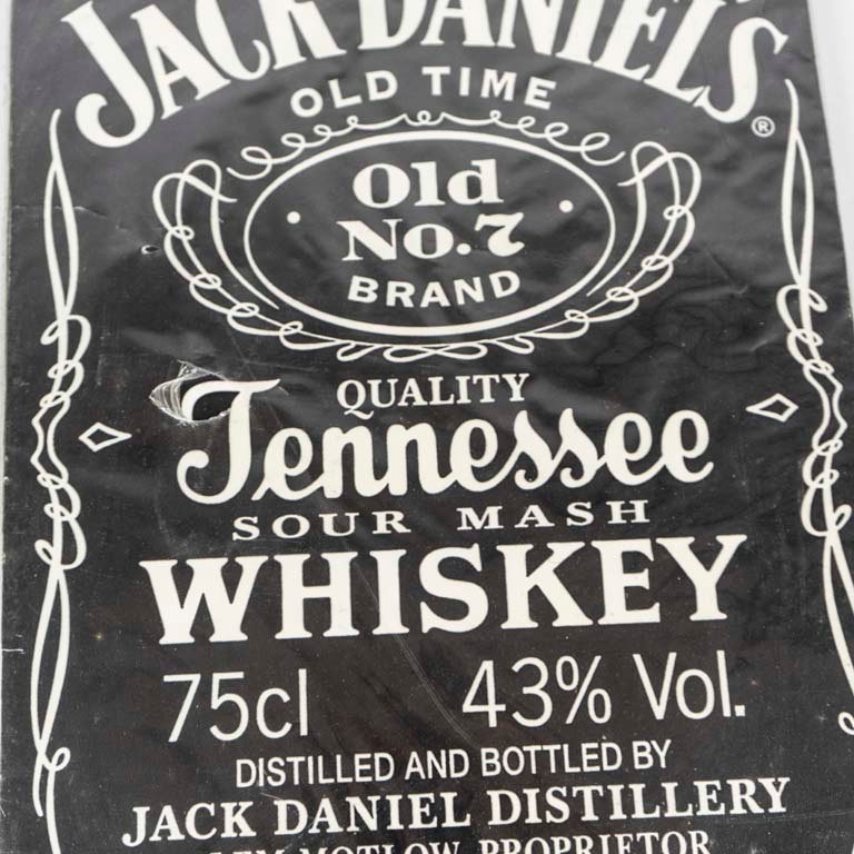 Cartel piblicitario de madera boubon Jack Daniel´s - imagen 2