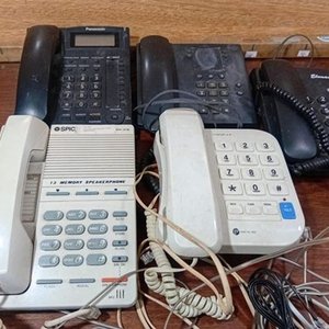 Lote de 5 Teléfonos Fijos de Oficina y Hogar - imagen 2
