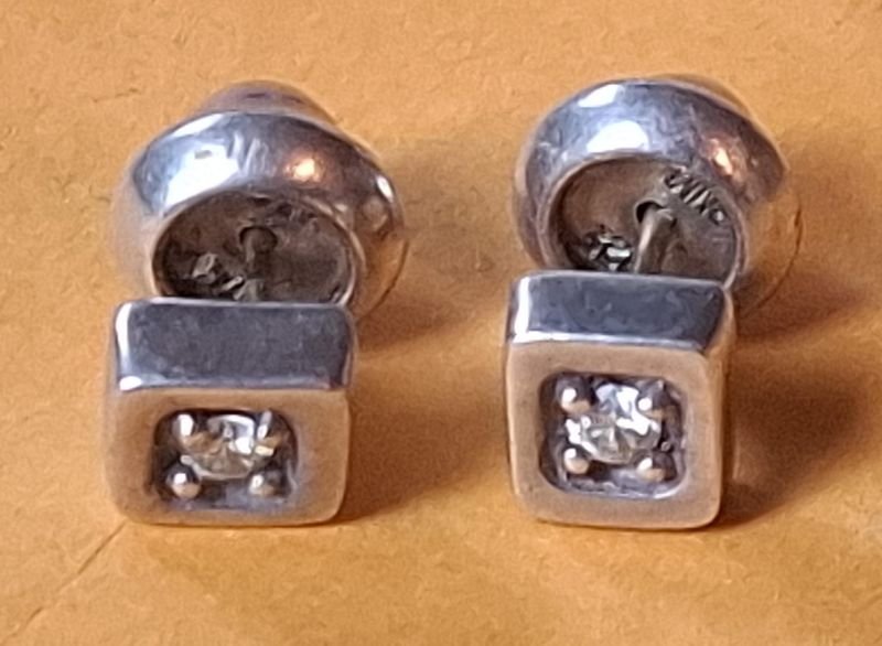 Item 882119 - Image 0