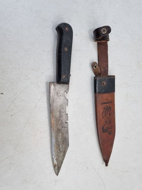 Cuchillo de Monte Tramontina con Sacacorchos y Vaina de Cuero - imagen 1