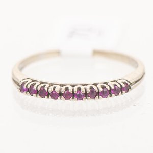 Lote anterior: Anillo Medio Sin Fin de Oro 18k con Rubíes