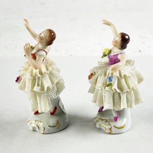 Par de Figuras de Bailarinas en Porcelana Alemana - imagen 2