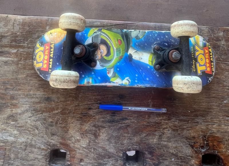Mini patineta para niños con diseños divertidos - imagen 6