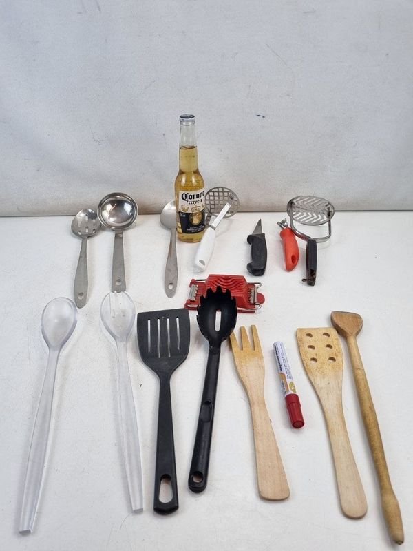 Set Completo Utensilios Cocina Acero Inoxidable, Plástico y Madera
