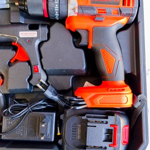Set de 58 Herramientas Eléctricas y Manuales en Valija - imagen 2