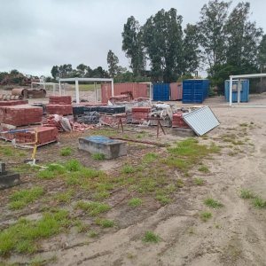 Lote anterior: Lote de Ladrillos y Materiales de Construcción