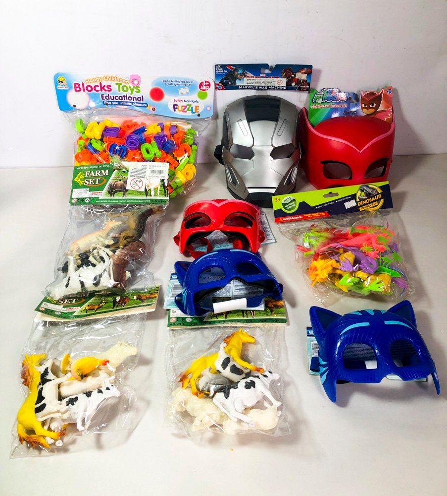 Lote de Juguetes: Máscaras Marvel y PJ Masks, Dinosaurios y Caballos