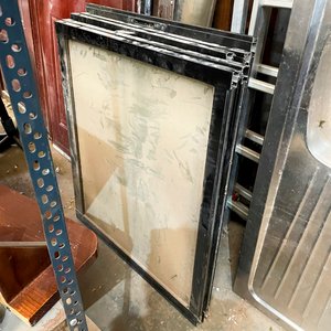 5 Hojas de Ventana de Aluminio Negro con Vidrio 101 x 79 cm - imagen 2