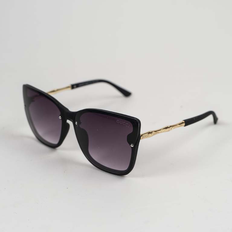 Lote siguiente: Par de lentes de sol en buen estado