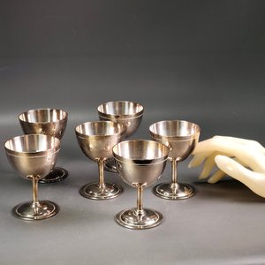 Seis Copitas "Elkington Plate" de Plata Antigua - 8.5cm Alto - imagen 3