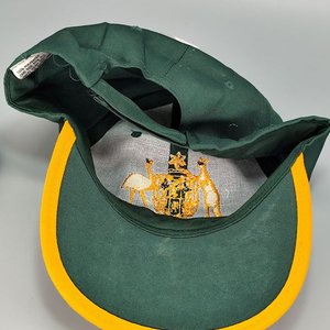 Gorra Visera Australia Verde con Bordado Amarillo y Ajuste Posterior - imagen 6
