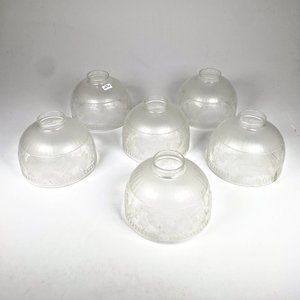 Lote anterior: Seis Pantallas de Cristal Tallado Ácido para Lámparas