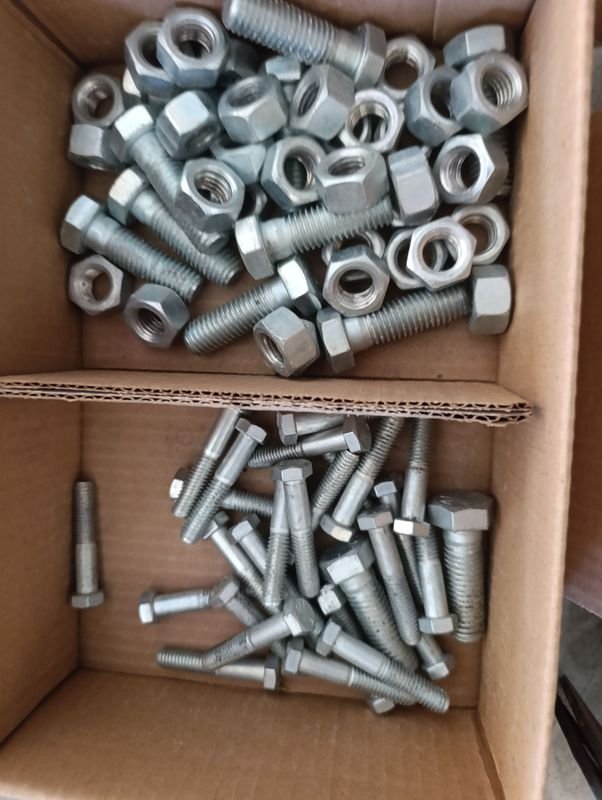 Lotes de tuercas y bulones en buen estado - imagen 10