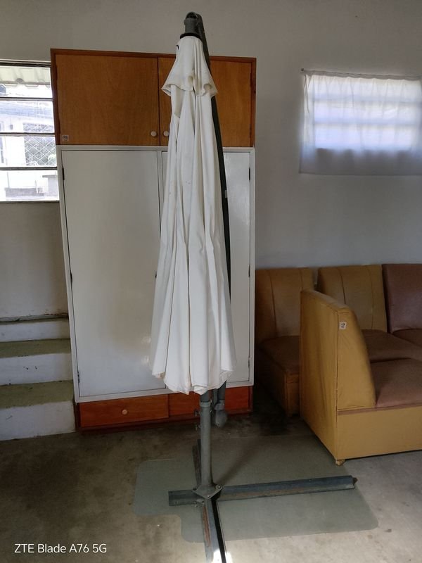 Item 900598 - Image 1