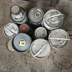 Lote de Latas y Baldes de Pintura y Recubrimientos Varios - imagen 2