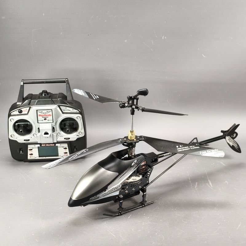 Helicóptero Remoto con Cámara y Control con Pantalla - imagen 1