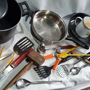 Lote de Utensilios de Cocina y Ollas - imagen 2